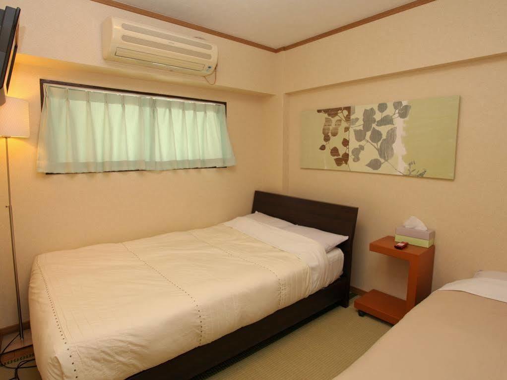 Hostel Zen Yokohama  Buitenkant foto